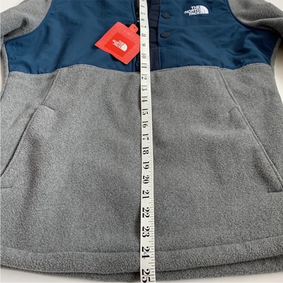 NWT TNF Tundra Fleece Pullover 200WT Size Small - Picture 6 of 14